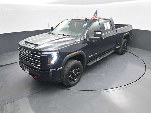 Used 2024 GMC Sierra 2500 AT4 w/ AT4 Premium Plus Package AWD/4WD image 30