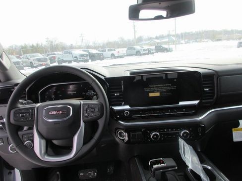 New 2026 GMC Sierra 1500 SLT w/ SLT Premium Plus Package AWD/4WD image 17