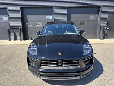 New 2026 Porsche Macan image 13