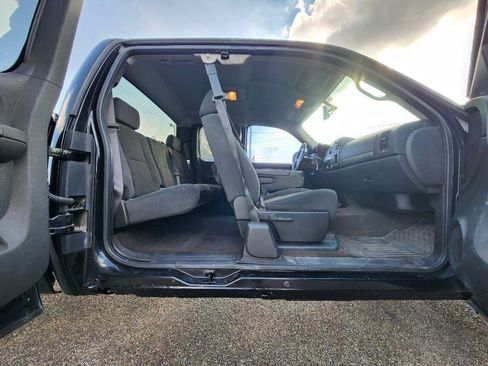 Used 2007 Chevrolet Silverado 1500 LT w/ 1LT Convenience Package AWD/4WD image 20