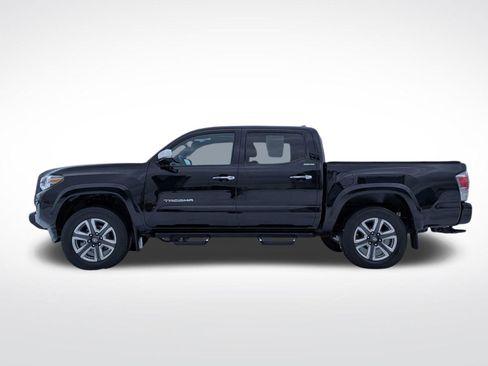 Used 2019 Toyota Tacoma Limited AWD/4WD image 4