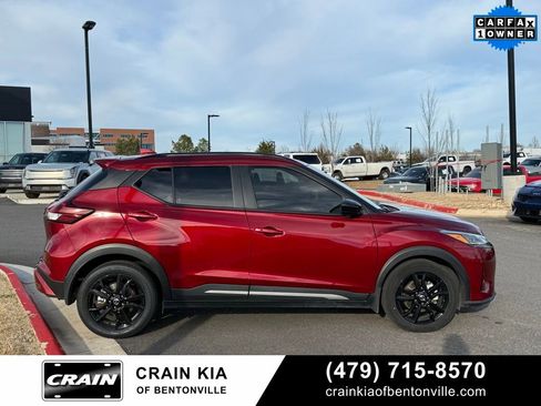 Used 2021 Nissan Kicks SR w/ SR Premium Package image 9
