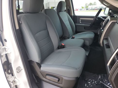 Used 2020 RAM 1500 Classic SLT image 20