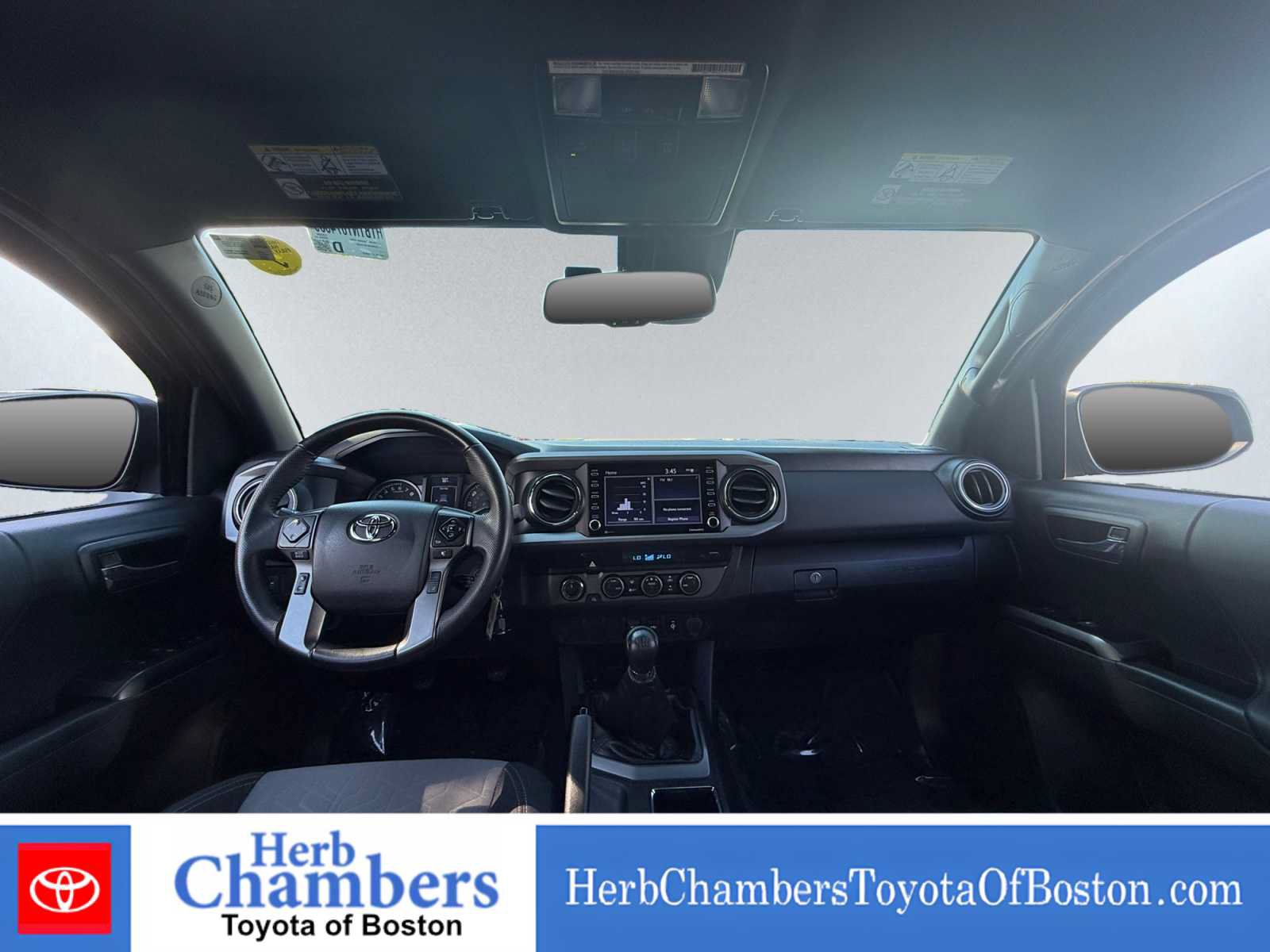 Used 2022 Toyota Tacoma TRD Off-Road AWD/4WD image 5