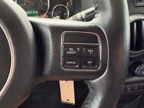 Used 2017 Jeep Wrangler Sport w/ Quick Order Package 24S AWD/4WD image 16