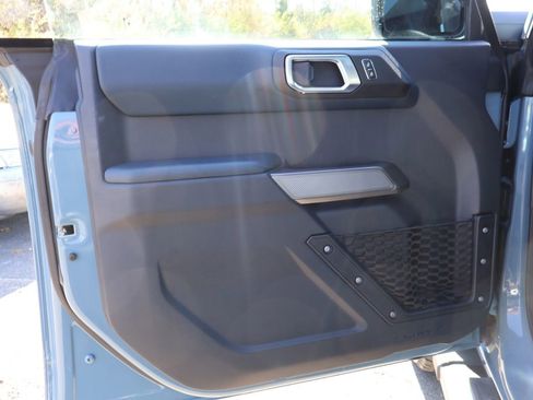 Used 2023 Ford Bronco Outer Banks image 26