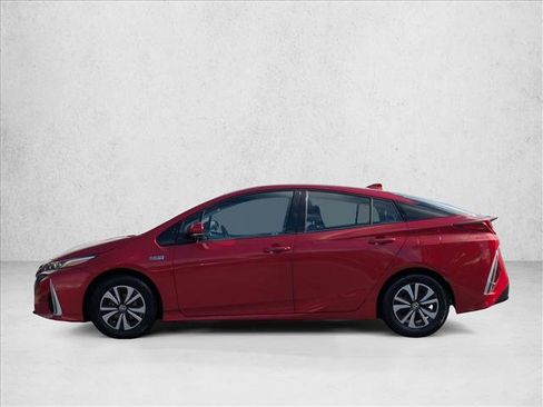 Used 2019 Toyota Prius Prime Premium image 9