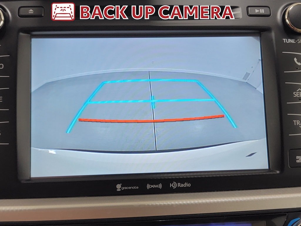 Used 2017 Toyota Highlander XLE FWD image 23