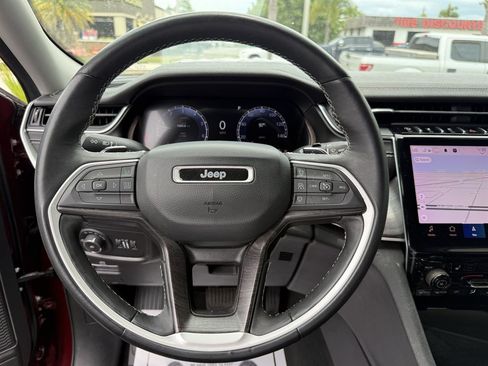 Used 2022 Jeep Grand Cherokee L Limited RWD image 21