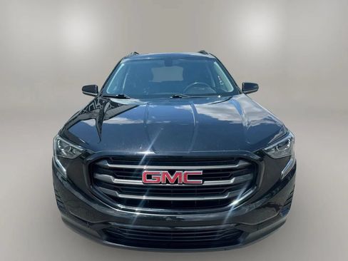 Used 2019 GMC Terrain SLE w/ Driver Convenience Package FWD image 3