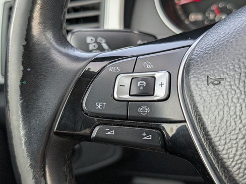 Used 2019 Volkswagen Atlas SE w/ Towing Package FWD image 25