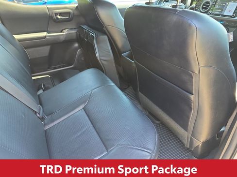Used 2022 Toyota Tacoma TRD Sport w/ TRD Premium Sport Package AWD/4WD image 17