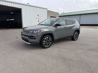 Used 2024 Jeep Compass Limited AWD/4WD video 1