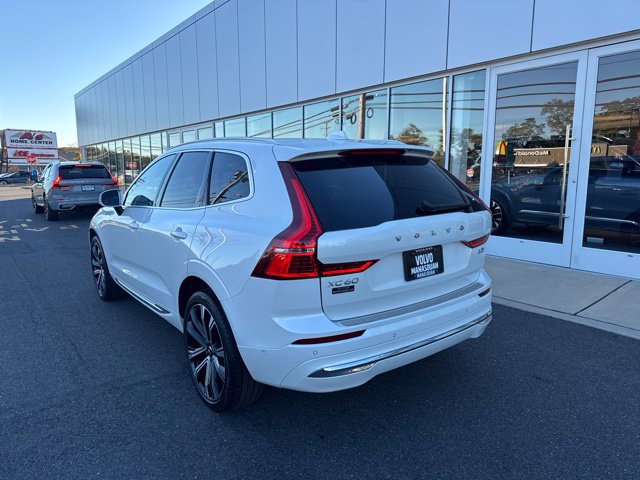 Used 2023 Volvo XC60 B5 Ultimate w/ Climate Package AWD/4WD image 3