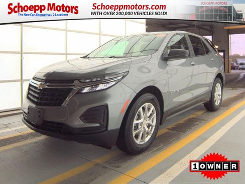 Used 2024 Chevrolet Equinox LS AWD/4WD image 1