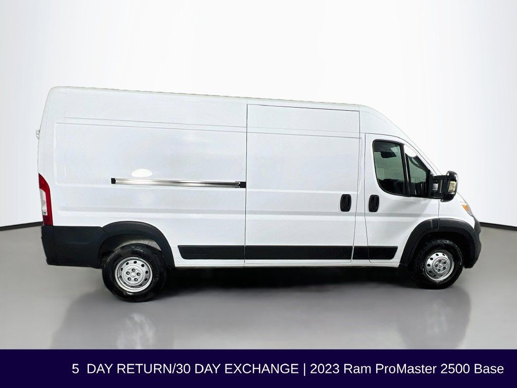 Used 2023 RAM ProMaster 2500 FWD image 9
