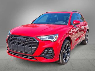 Used 2024 Audi Q3 2.0T Premium Plus w/ Premium Plus Package AWD/4WD video 1