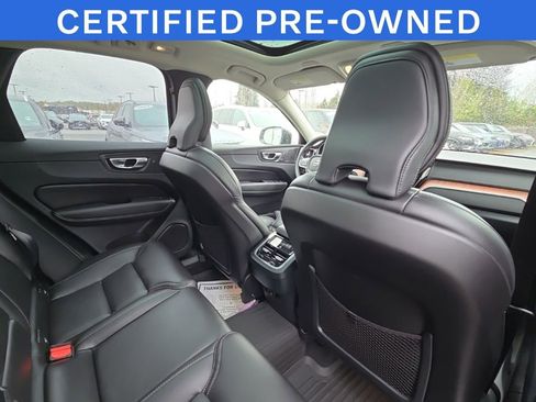 Certified 2023 Volvo XC60 B5 Ultimate w/ Climate Package AWD/4WD image 8