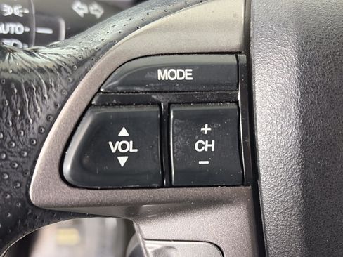 Used 2016 Honda Odyssey EX-L image 29