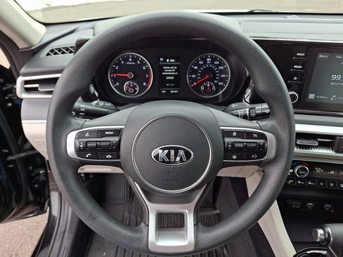Used 2021 Kia K5 LXS image 22