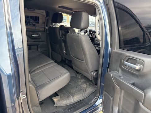 Used 2022 Chevrolet Silverado 1500 Custom image 11
