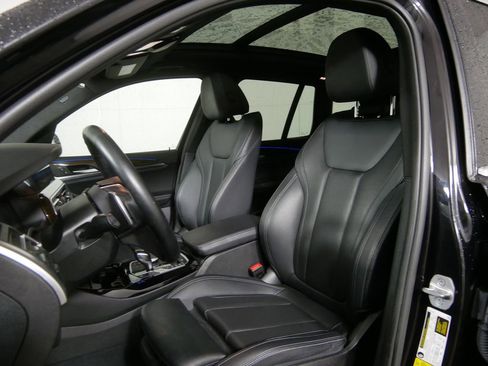 Used 2023 BMW X3 xDrive30i w/ Premium Essential Package image 9