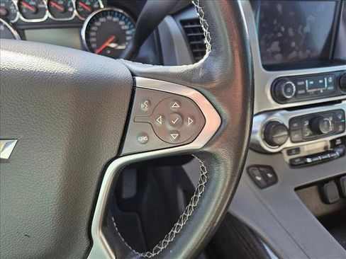 Used 2016 Chevrolet Suburban LT w/ Luxury Package image 20