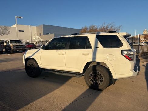 Certified 2023 Toyota 4Runner SR5 Premium image 8