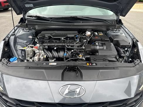Certified 2023 Hyundai Elantra SE w/ Cargo Package FWD image 22