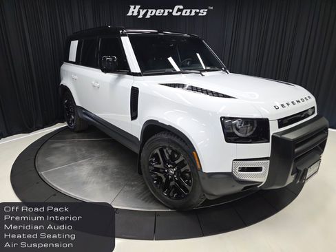 Used 2025 Land Rover Defender 110 S image 1