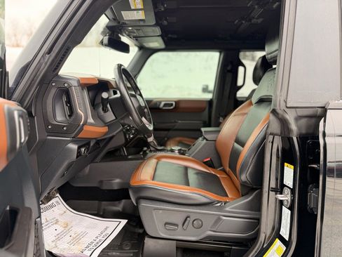 Used 2024 Ford Bronco Outer Banks image 10
