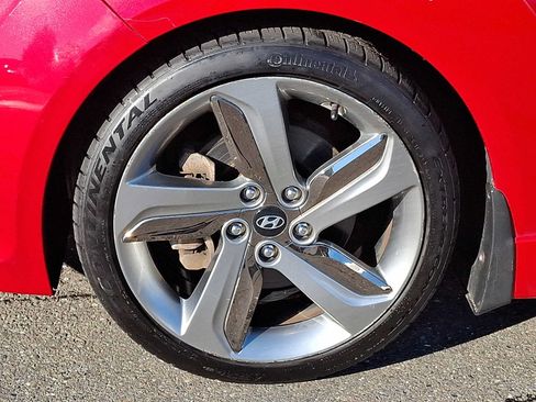 Used 2013 Hyundai Veloster Turbo FWD image 7