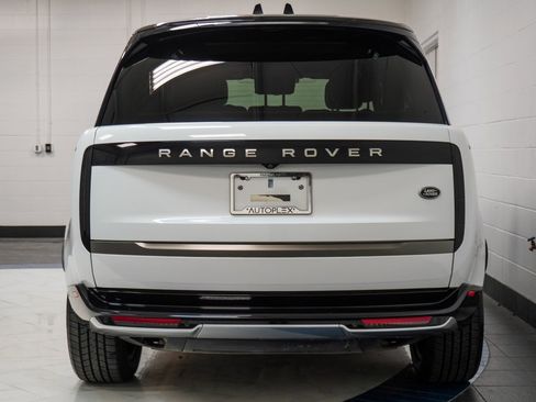 Used 2023 Land Rover Range Rover SE image 13