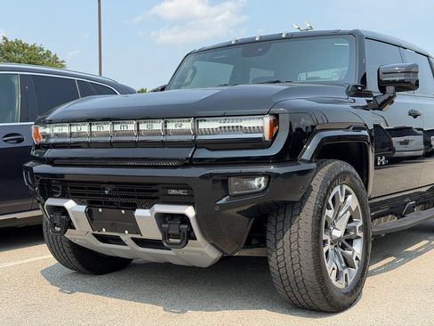 Used 2024 GMC Hummer EV 3X AWD/4WD image 35