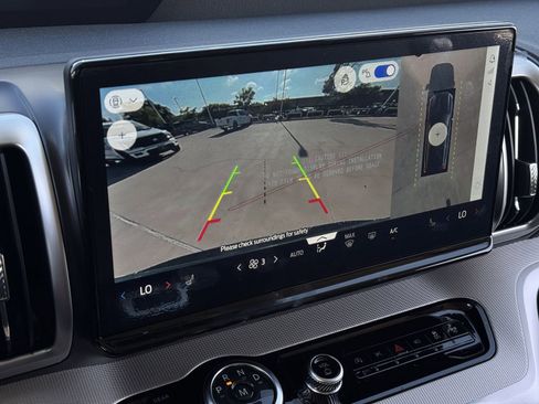New 2026 Ford Expedition Active RWD image 16