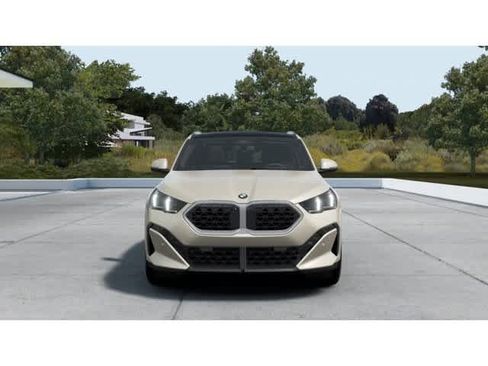 New 2026 BMW X2 xDrive28i w/ Technology Package AWD/4WD image 3