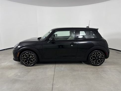 Used 2025 MINI Cooper S image 2