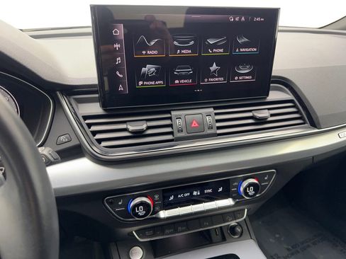 Used 2025 Audi Q5 2.0T Premium image 62