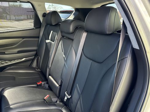 Used 2021 Hyundai Santa Fe Limited w/ Cargo Package image 32
