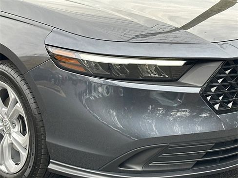 Used 2025 Honda Accord LX image 7