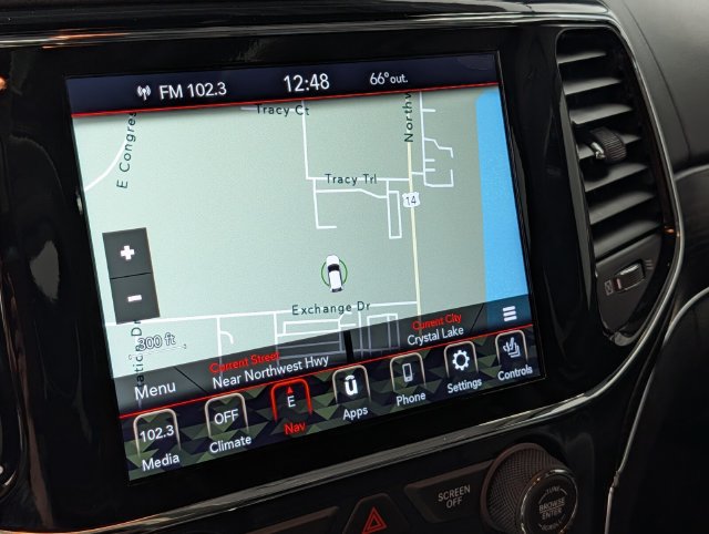 Used 2021 Jeep Grand Cherokee Summit AWD/4WD image 26