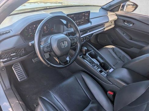 Used 2023 Honda Accord Sport image 7