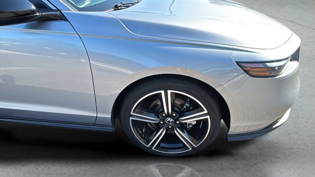 Used 2023 Honda Accord Sport image 35