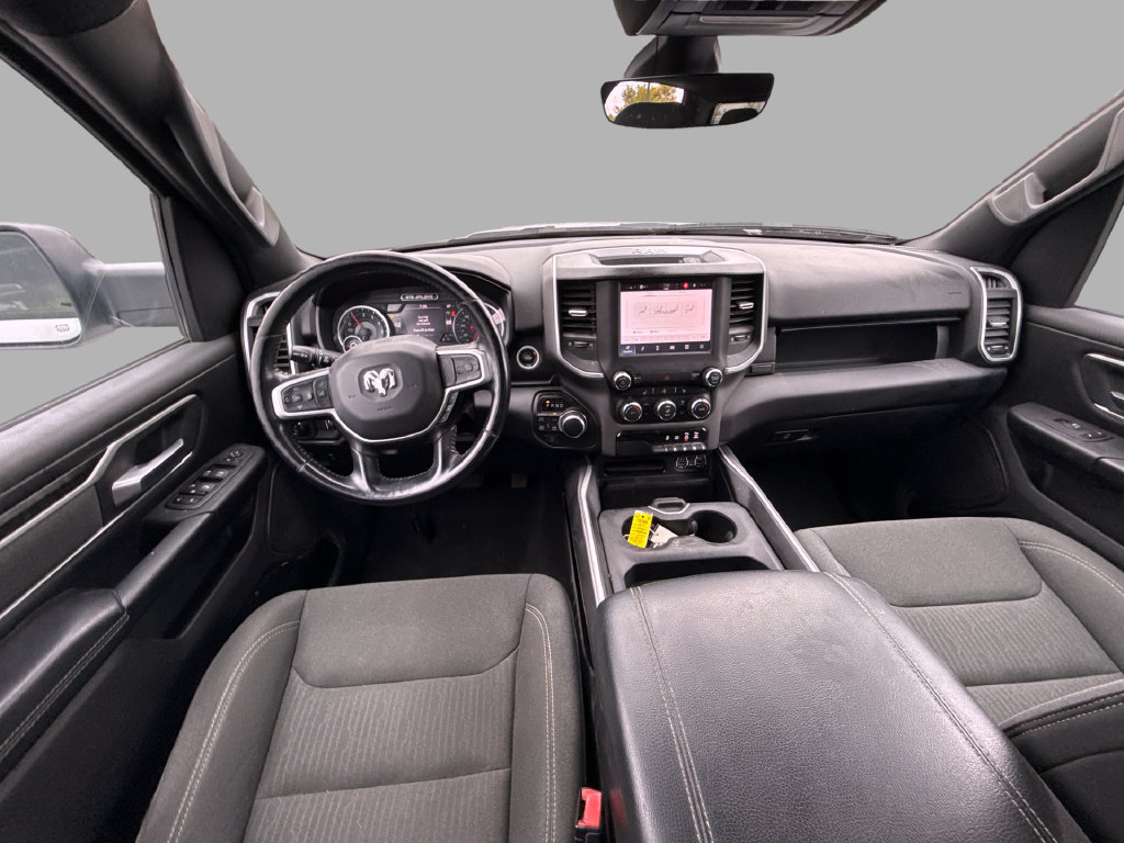 Used 2023 RAM 1500 4x4 Crew Cab image 17