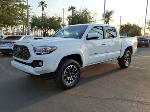 Certified 2021 Toyota Tacoma TRD Sport w/ Technology Package RWD image 7