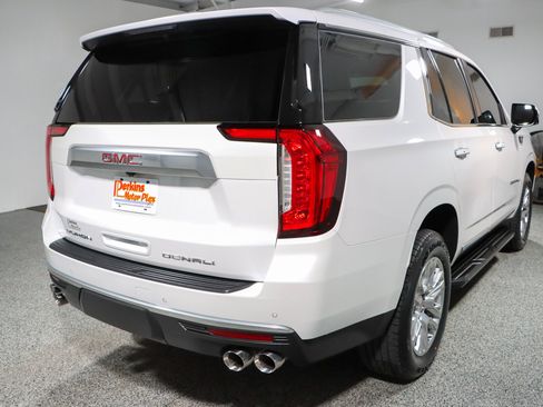 Used 2023 GMC Yukon Denali AWD/4WD image 7