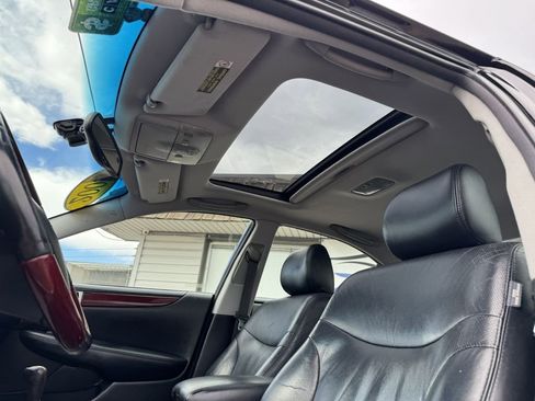 Used 2005 Lexus ES 330 image 16