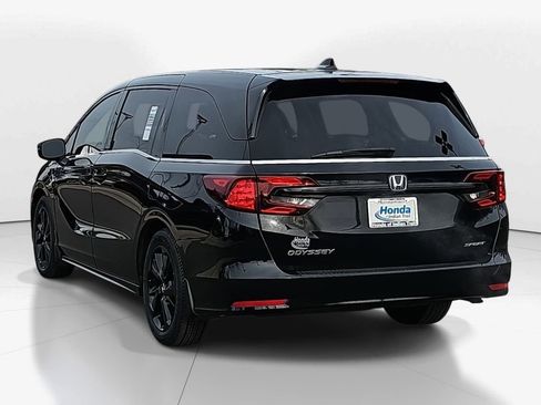 Used 2023 Honda Odyssey Sport image 6