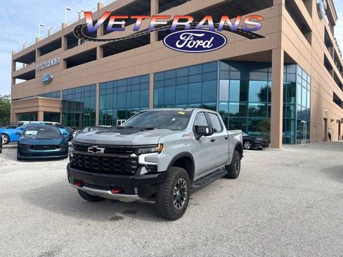 Used 2024 Chevrolet Silverado 1500 ZR2 w/ Technology Package AWD/4WD image 1
