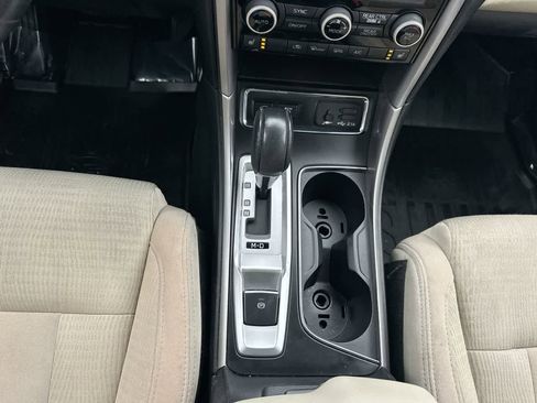 Used 2019 Subaru Ascent Premium image 36